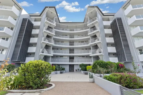 402/239 Esplanade, Pialba, Qld 4655-Image