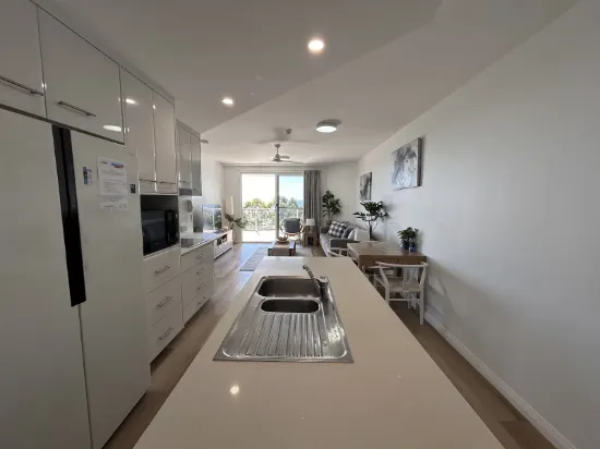 402/239 Esplanade, Pialba, Qld 4655-Image