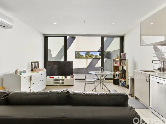 402/394-398 Middleborough Road, Blackburn, Vic 3130