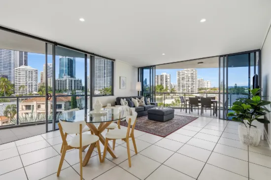 403/6 Tarcoola Crescent, Chevron Island, Qld 4217
