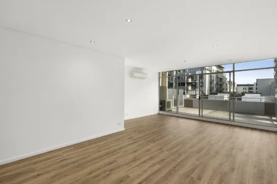 403B/84 Bay Street, Port Melbourne, Vic 3207