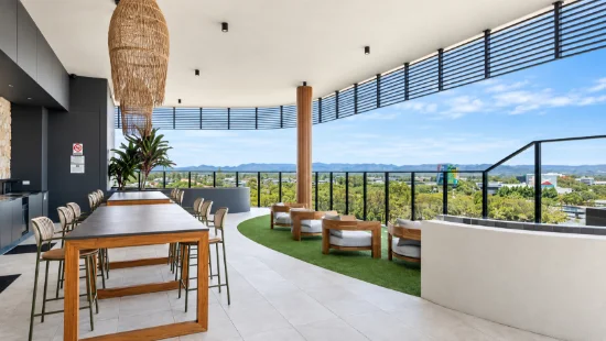 404/256 Stanhill Dr, Surfers Paradise, Qld 4217