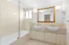 405/2 Greenslopes, Cairns North, Qld 4870-Image