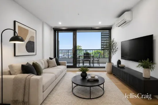 406/5 Sovereign Point Court, Doncaster, Vic 3108