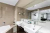407/569 Esplanade, Urangan, Qld 4655-Image