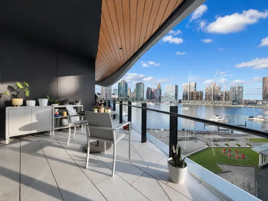 408/2 Glenti Place, Docklands, Vic 3008
