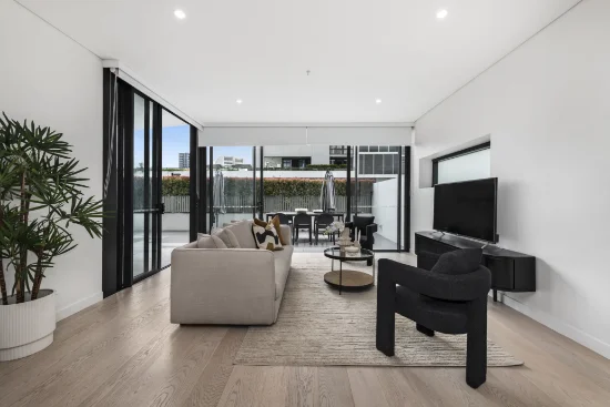 417/11 Solent Circuit, Norwest, NSW 2153-Image