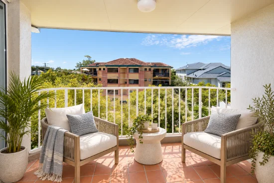 42/37 Bayview St, Runaway Bay, Qld 4216-Image