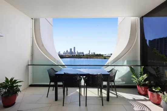 4201/24 The Lanes Boulevard, Mermaid Waters, Qld 4218