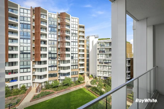 424/32 Civic Way, Rouse Hill, NSW 2155-Image
