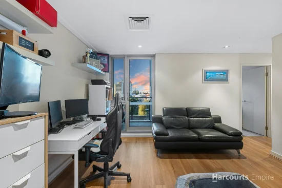 43/2 Brighton Road, Scarborough, WA 6019-Image