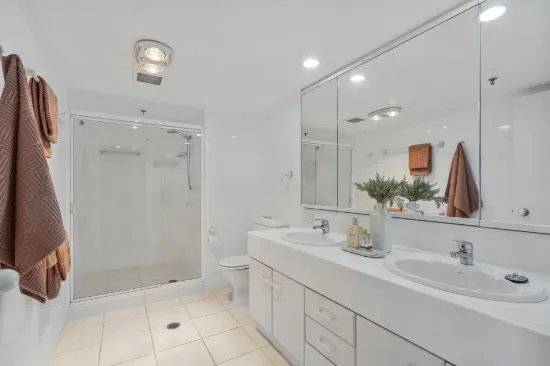 44/21 Bayview Street, Runaway Bay, Qld 4216-Image