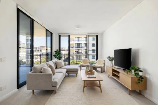 444/17 Marine Parade, Wentworth Point, NSW 2127