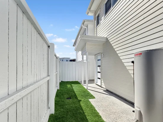 44B Aspley Cres, Nirimba, Qld 4551