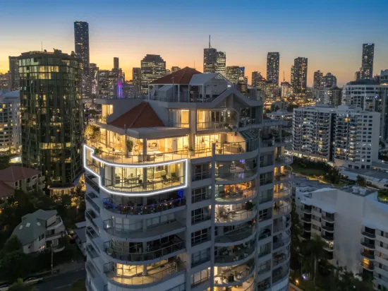 45/30 O'Connell Street, Kangaroo Point, Qld 4169