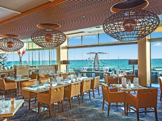 4501/4 The Esplanade, Surfers Paradise, Qld 4217-Image
