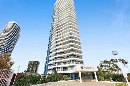 47/21 Bayview Street, Runaway Bay, Qld 4216-Image
