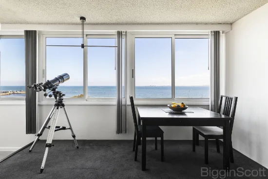4A/12 Marine Parade, St Kilda, Vic 3182