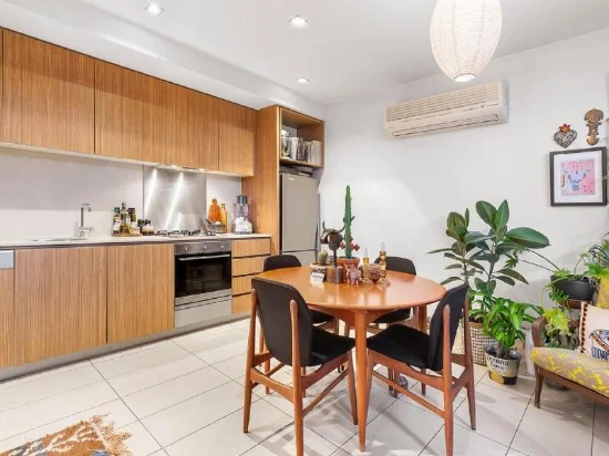 5/17 Pine Avenue, Elwood, Vic 3184