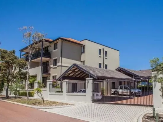 5/2 Wattlebird Loop, Joondalup, WA 6027