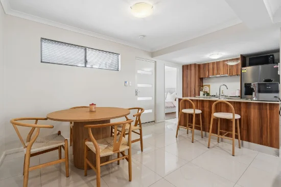 5/210 Kooyong Road, Rivervale, WA 6103 - For Rent