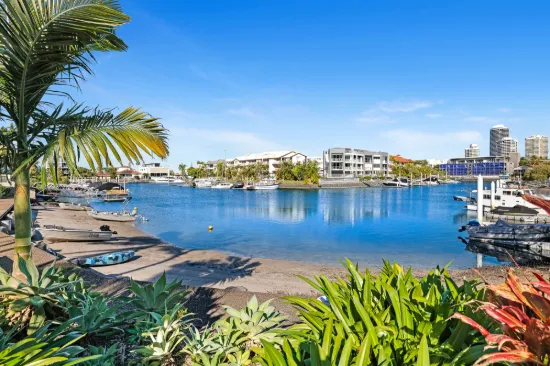 5/22 Jennifer Avenue, Runaway Bay, Qld 4216