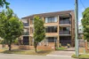 5/4 Broad Street, Labrador, Qld 4215