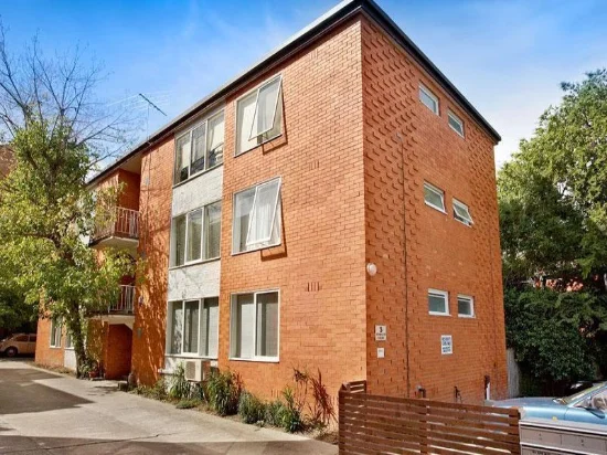 5/5 McGrath Crt, Richmond, Vic 3121