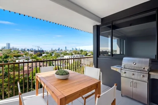 503/135 Eugaree Street, Southport, Qld 4215-Image