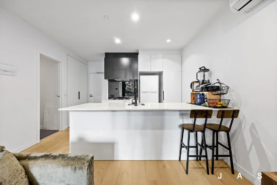 506/2 Joseph Road, Footscray, Vic 3011-Image