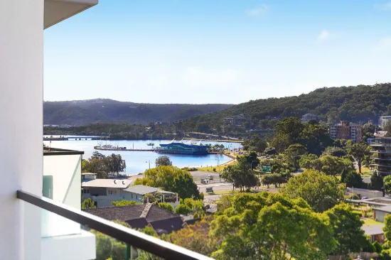 507/148A Albany Street, Point Frederick, NSW 2250