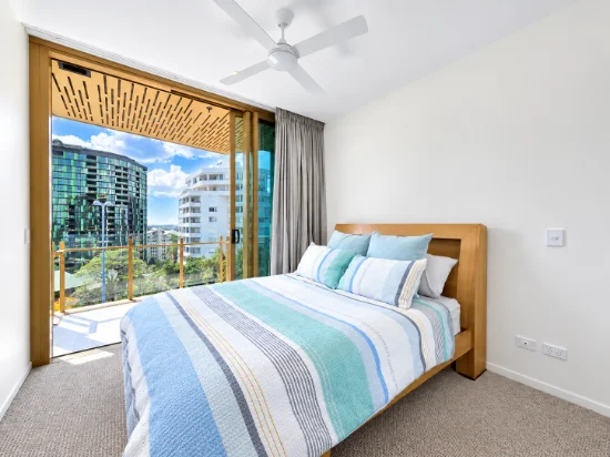 508/25 Shafston Avenue, Kangaroo Point, Qld 4169-Image