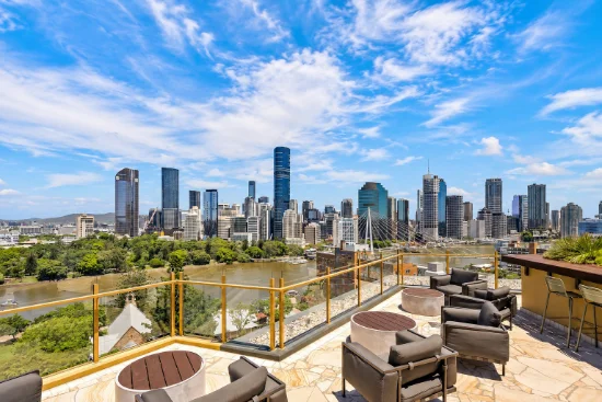 508/25 Shafston Avenue, Kangaroo Point, Qld 4169-Image