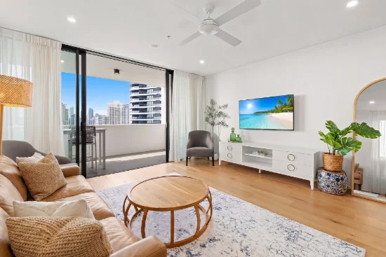 51/14 Elizabeth Avenue, Broadbeach, Qld 4218