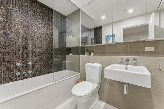 512/55 Queens Road, Melbourne, Vic 3004-Image