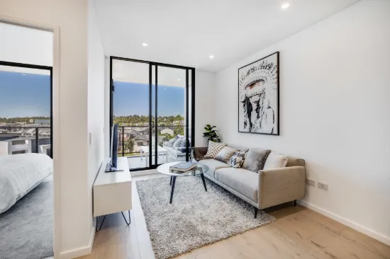 513/60 Lord Sheffield Circuit, Penrith, NSW 2750