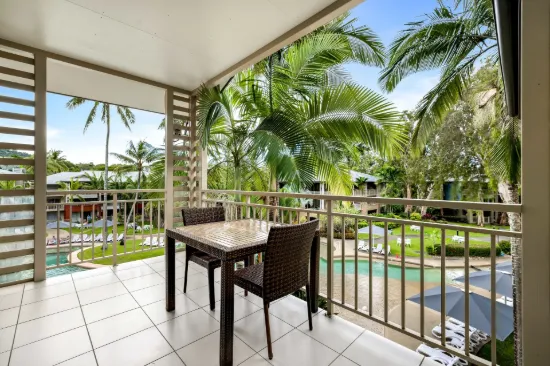 532/49-63 Williams Esplanade, Palm Cove, Qld 4879