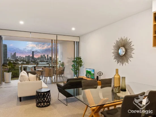 54 Lincoln Street, Greenslopes, Qld 4120