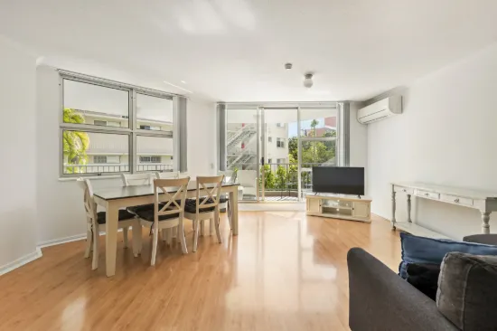 55 Thorn St, Kangaroo Point, Qld 4169