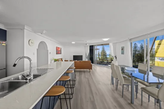 5E/1 Albert Avenue, Broadbeach QLD 4218-Image