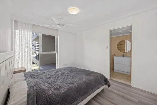 5E/1 Albert Avenue, Broadbeach QLD 4218-Image