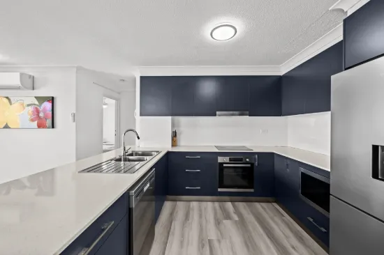5E/1 Albert Avenue, Broadbeach QLD 4218-Image