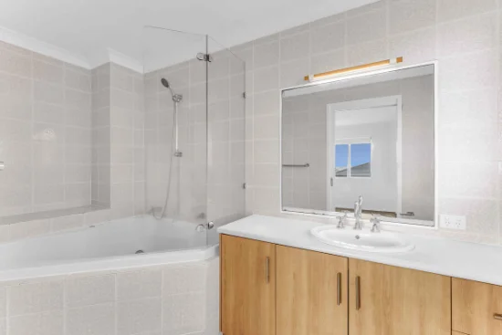 6/246 Jefferson Lane, Palm Beach, Qld 4221-Image