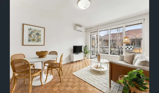 6/3 Wimbledon Avenue, Elwood, Vic 3184