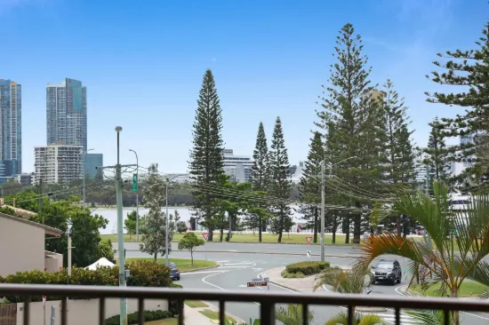 6/3656 Main Beach Parade, Main Beach, Qld 4217-Image