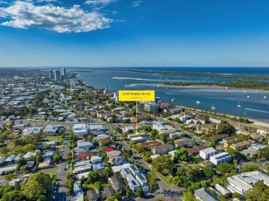 6/39 Middle Street, Labrador, Qld 4215