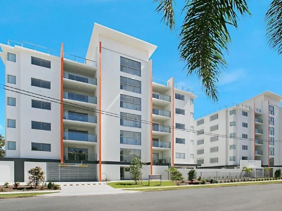 6/4 Bradford Street, Labrador, Qld 4215 - For Rent