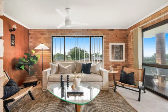 6/4 Ray Street, Sunshine Beach, Qld 4567