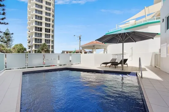 6/5 Woodroffe Avenue, Main Beach, Qld 4217-Image