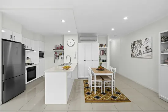 6/64 Pembroke Road, Coorparoo, Qld 4151